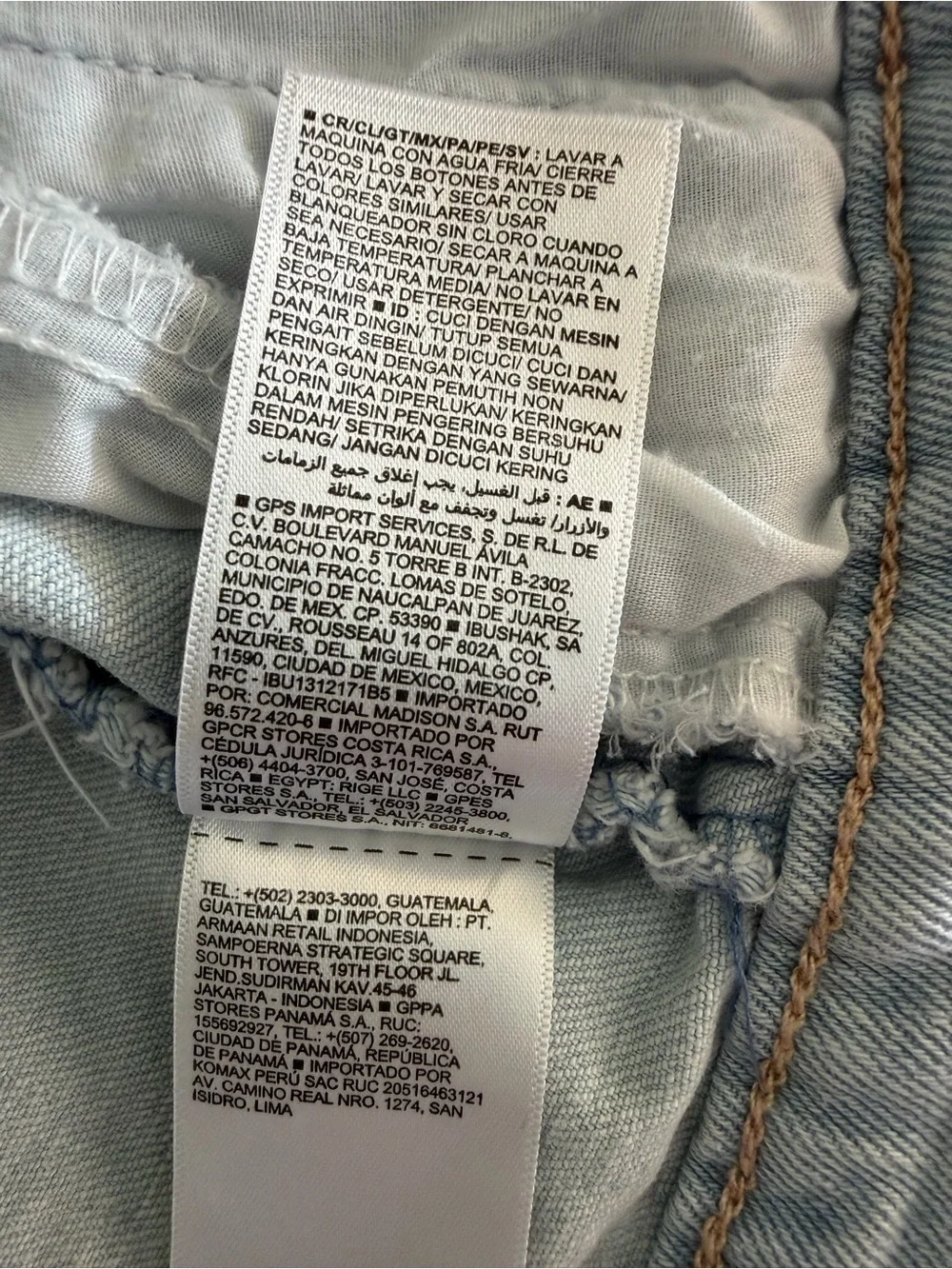 Old Navy Light Wash Denim Jacket for Kids Size 2T - Picture 7 of 7